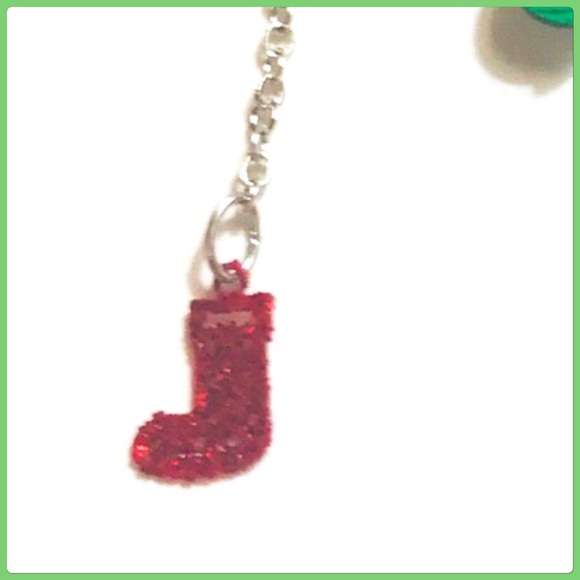 NEW Sparkling Dangle Red & Green Snowflake Whimsical Earrings - Picture 11 of 11